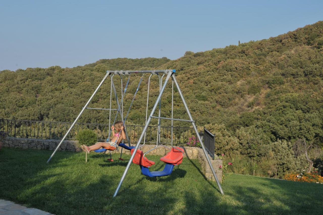 Villa Mare E Monti Paralía Almirú Kültér fotó